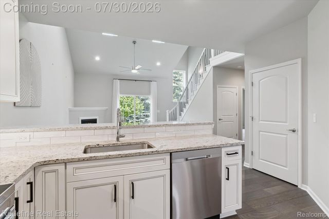 48526 Eastbridge Drive, Canton Charter Township, MI 48188