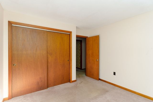 85 Marsh Rd, Barre, MA 01005