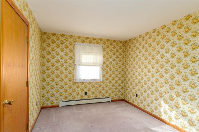 85 Marsh Rd, Barre, MA 01005