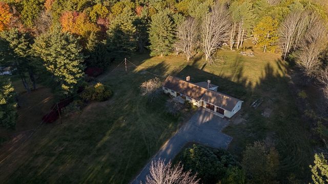 85 Marsh Rd, Barre, MA 01005