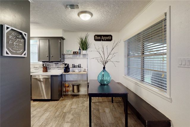 2400 Barak Lane, Bryan, TX 77802