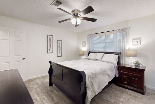 2400 Barak Lane, Bryan, TX 77802