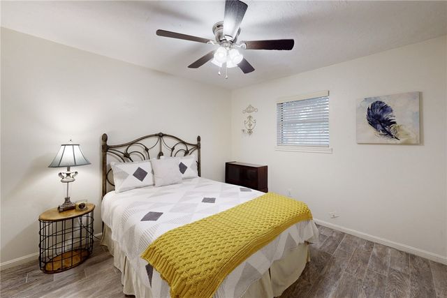 2400 Barak Lane, Bryan, TX 77802