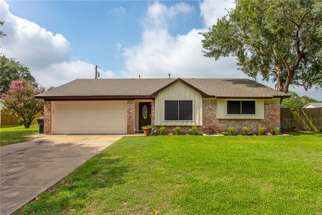 2400 Barak Lane, Bryan, TX 77802