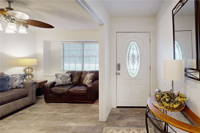 2400 Barak Lane, Bryan, TX 77802