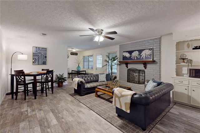 2400 Barak Lane, Bryan, TX 77802
