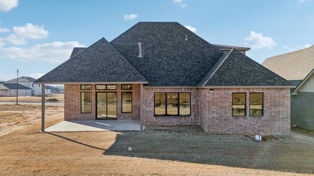 2333 E 134th Circle, Bixby, OK 74008