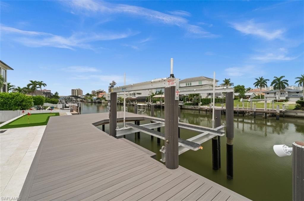 373 Egret AVE, NAPLES, FL 34108 — photo 2