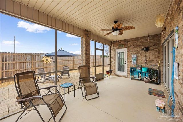 4154 Oak Pointe Dr, Gulf Breeze, FL 32563