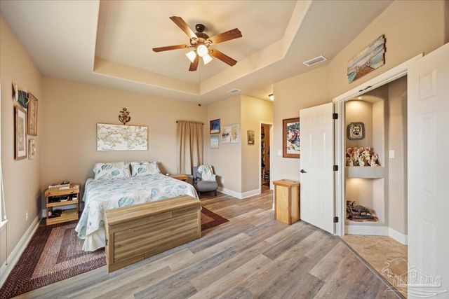 4154 Oak Pointe Dr, Gulf Breeze, FL 32563