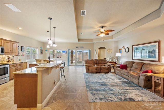 4154 Oak Pointe Dr, Gulf Breeze, FL 32563