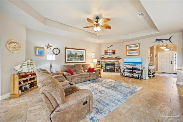 4154 Oak Pointe Dr, Gulf Breeze, FL 32563