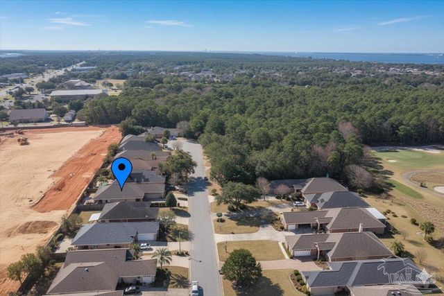 4154 Oak Pointe Dr, Gulf Breeze, FL 32563