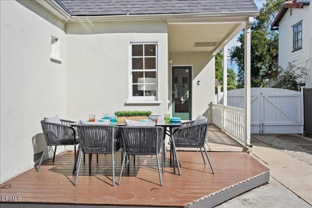 799 N Craig Avenue, Pasadena, CA 91104