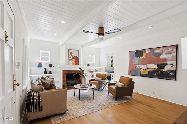 799 N Craig Avenue, Pasadena, CA 91104