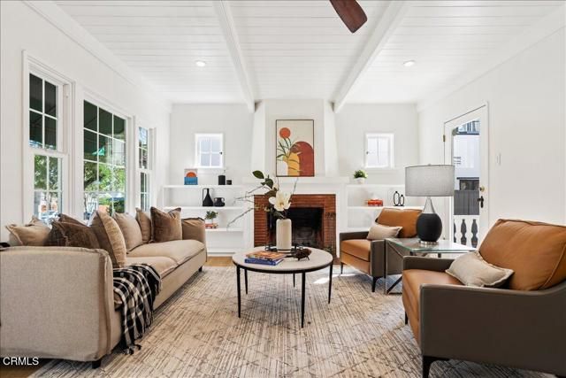 799 N Craig Avenue, Pasadena, CA 91104