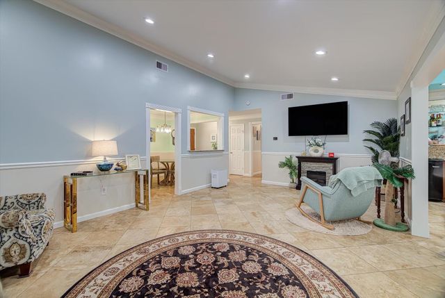 3415 80th Street, Galveston, TX 77551