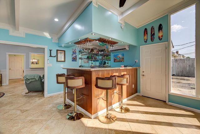 3415 80th Street, Galveston, TX 77551