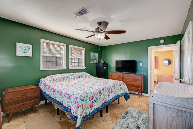 3415 80th Street, Galveston, TX 77551