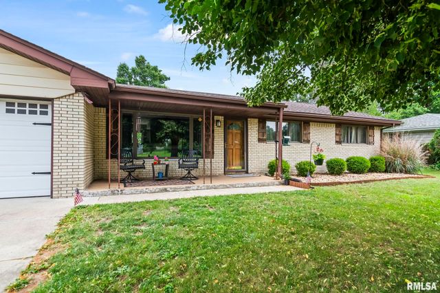 29 BIRCH Drive, Chatham, IL 62629