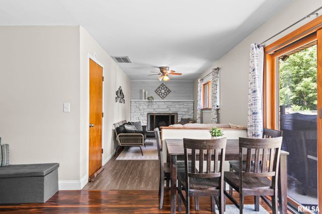 29 BIRCH Drive, Chatham, IL 62629