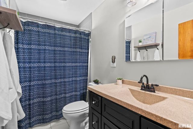 29 BIRCH Drive, Chatham, IL 62629
