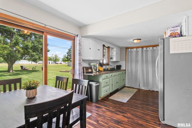 29 BIRCH Drive, Chatham, IL 62629
