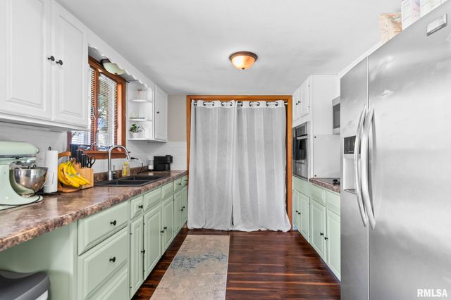 29 BIRCH Drive, Chatham, IL 62629
