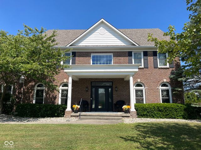 4155 S Siefert Court, New Palestine, IN 46163