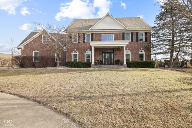 4155 S Siefert Court, New Palestine, IN 46163