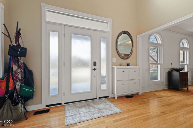 4155 S Siefert Court, New Palestine, IN 46163