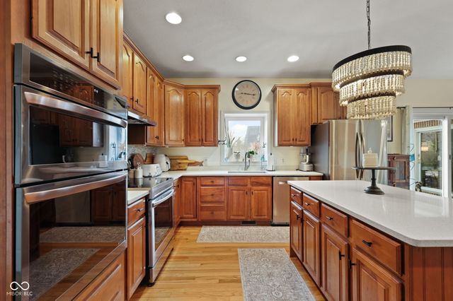 4155 S Siefert Court, New Palestine, IN 46163