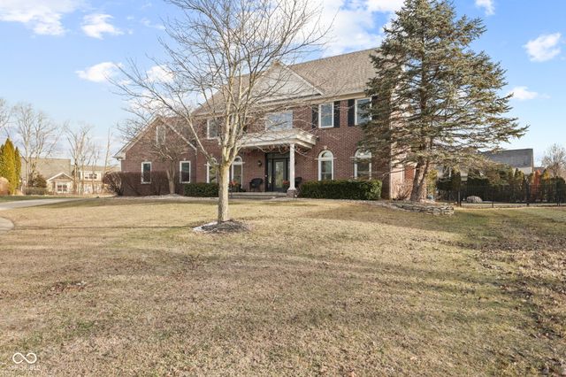 4155 S Siefert Court, New Palestine, IN 46163