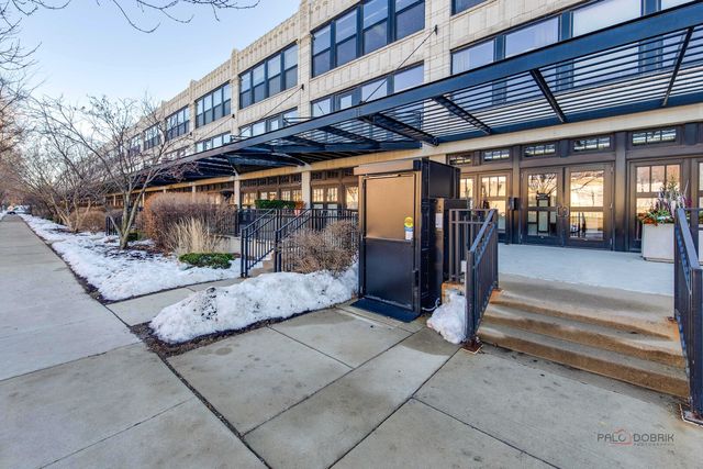 1151 W 14th Place 332, Chicago, IL 60608