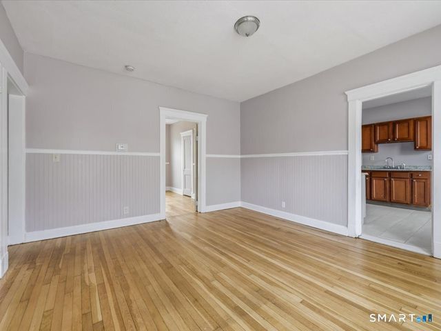 26 Limerick Street, New Haven, CT 06513