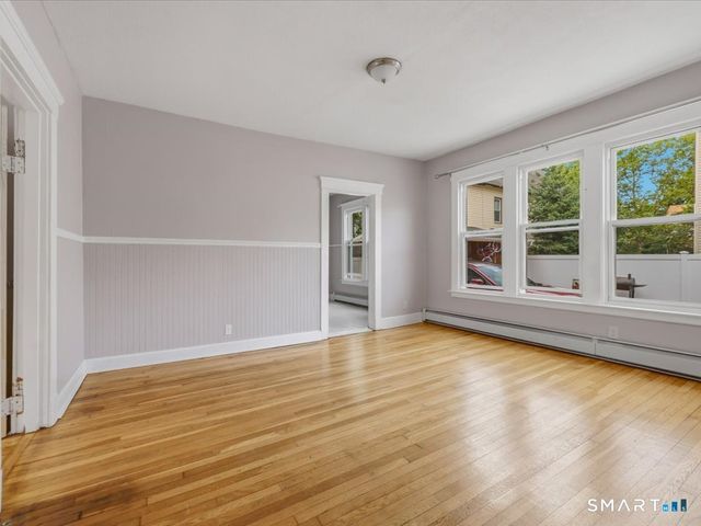26 Limerick Street, New Haven, CT 06513