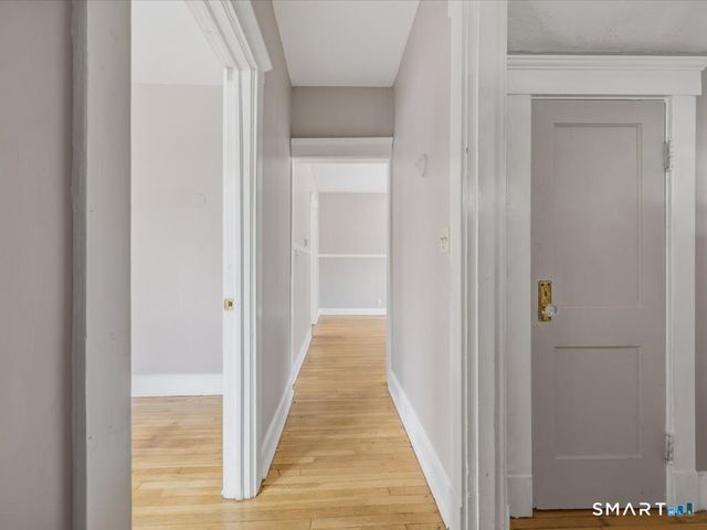 26 Limerick Street, New Haven, CT 06513