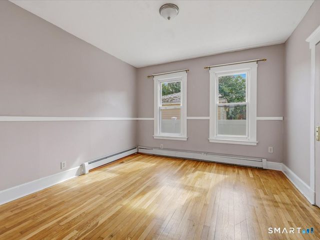 26 Limerick Street, New Haven, CT 06513