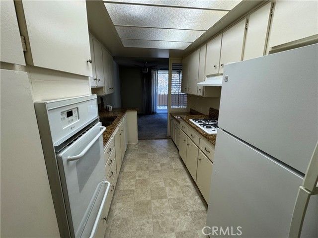 330 W California Boulevard 203, Pasadena, CA 91105