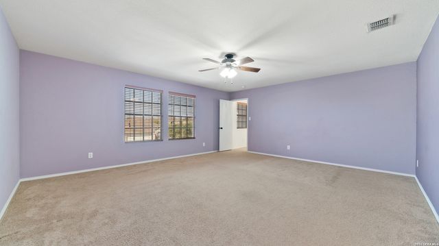 16246 Galloping Oak Knl, Selma, TX 78154