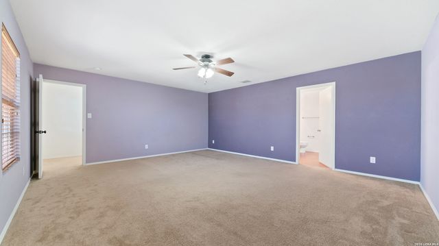 16246 Galloping Oak Knl, Selma, TX 78154