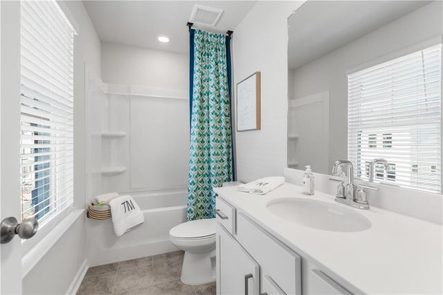 2823 Rosehall Way, Lawrenceville, GA 30044