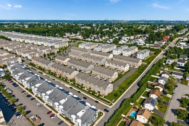 78 Leahy Dr, Wood-ridge Boro, NJ 07075