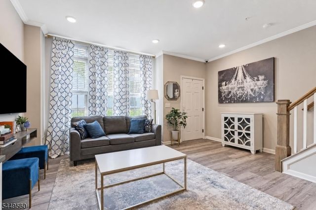 78 Leahy Dr, Wood-ridge Boro, NJ 07075