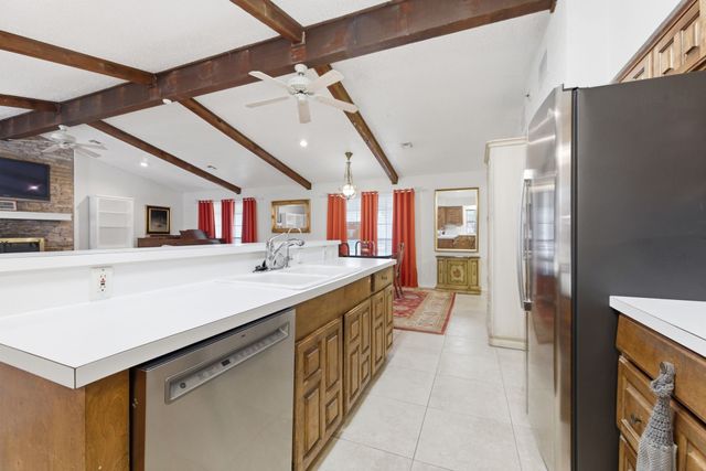 6309 Blackfoot Trail, De Cordova, TX 76049
