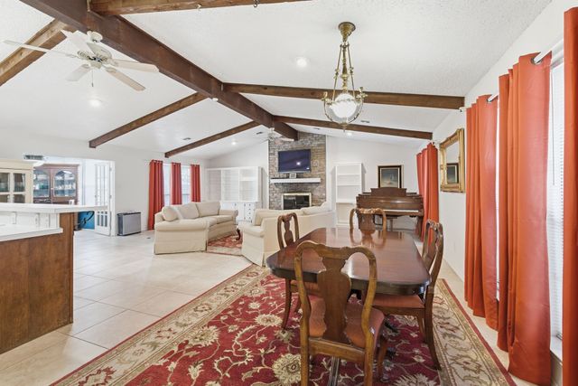 6309 Blackfoot Trail, De Cordova, TX 76049