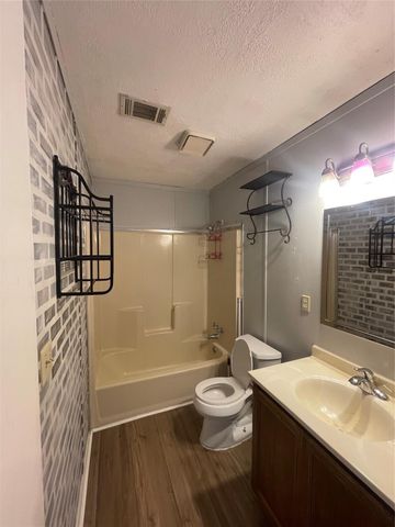 4209 Quail Ridge Court, Granbury, TX 76049