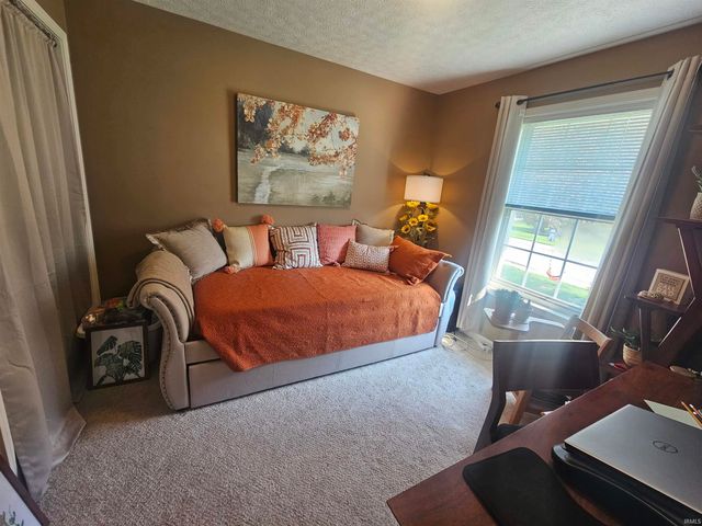 845 Wildflower Drive, Ellettsville, IN 47429