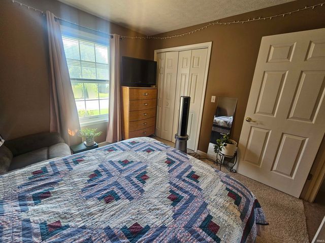 845 Wildflower Drive, Ellettsville, IN 47429