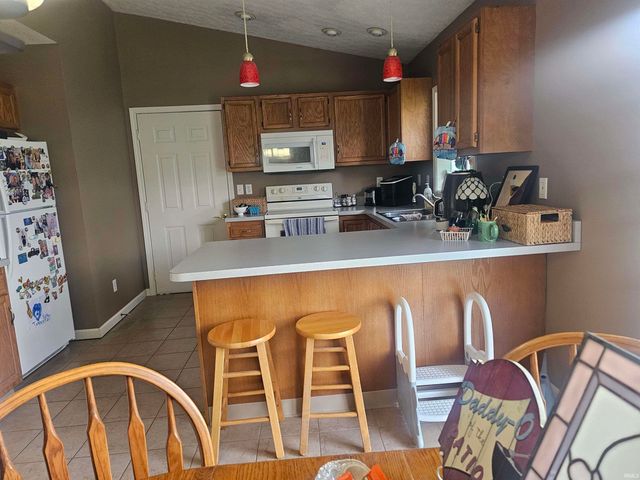 845 Wildflower Drive, Ellettsville, IN 47429